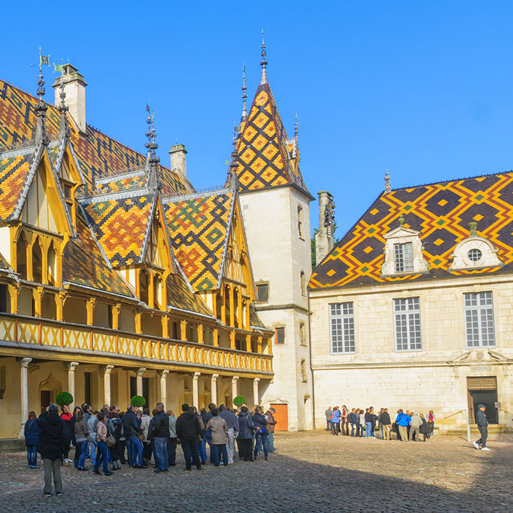 tour_cote_de_beaune