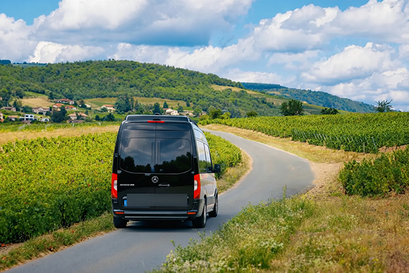 Mercedes Van chauffeur privé en Bourgogne